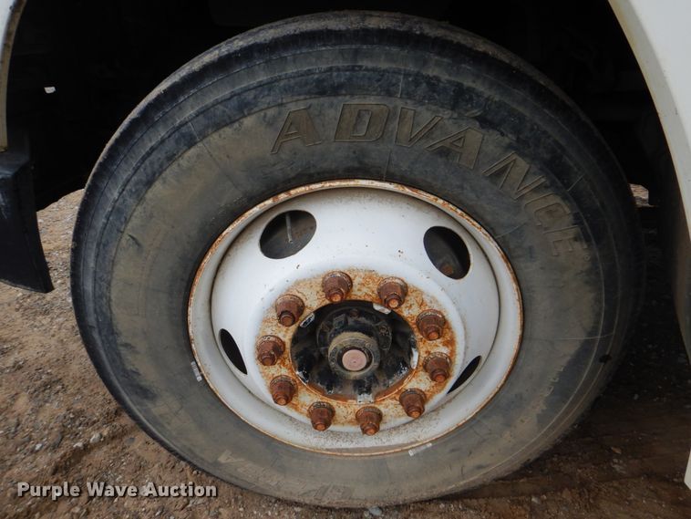 image for item DI2298 1999 Freightliner FLD semi truck