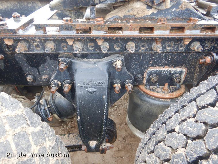 image for item DI2298 1999 Freightliner FLD semi truck