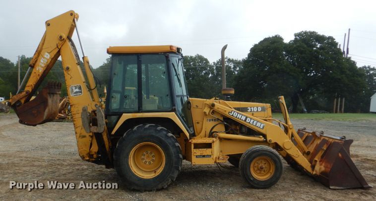 image for item DI2299 1995 John Deere 310D backhoe