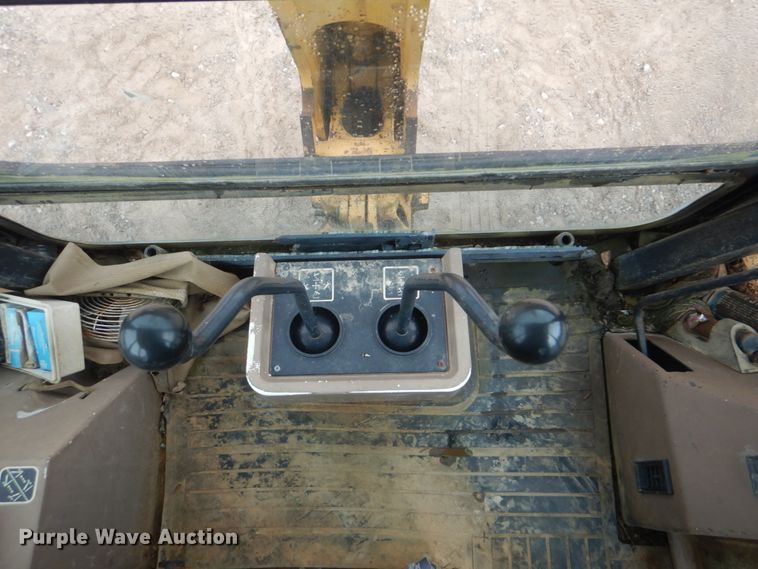 image for item DI2299 1995 John Deere 310D backhoe