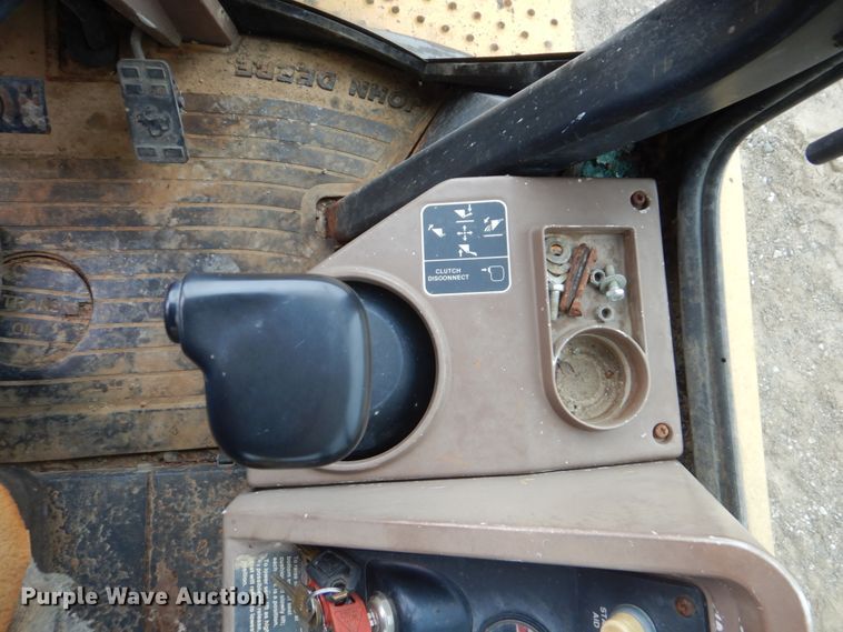 image for item DI2299 1995 John Deere 310D backhoe