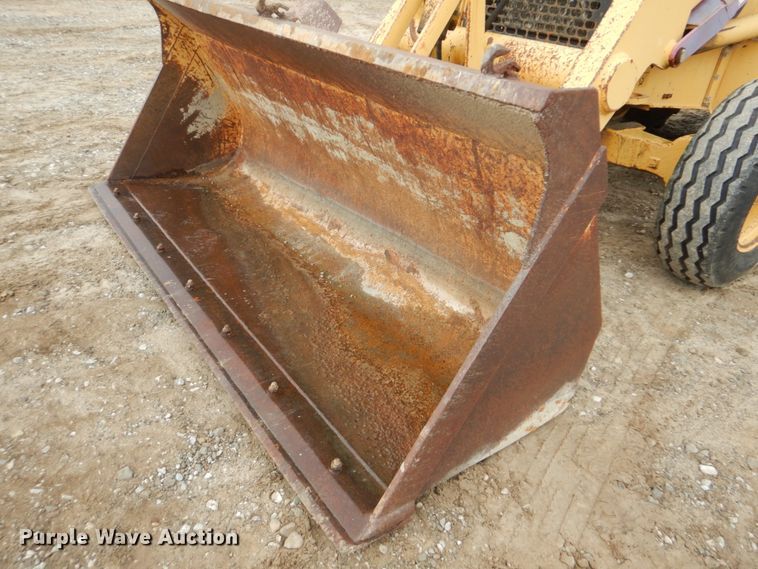 image for item DI2299 1995 John Deere 310D backhoe