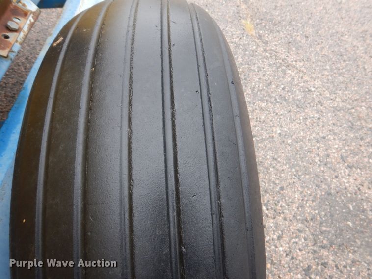 image for item DI2300 Tank trailer