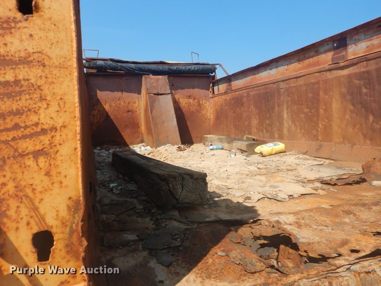 image for item DI2302 1986 International S1900 dump truck