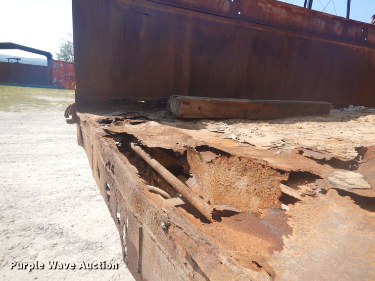 image for item DI2302 1986 International S1900 dump truck