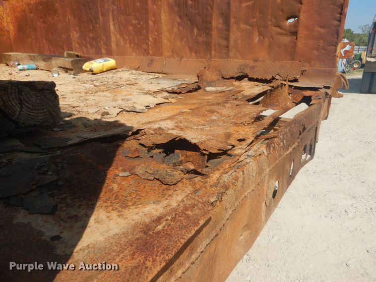 image for item DI2302 1986 International S1900 dump truck