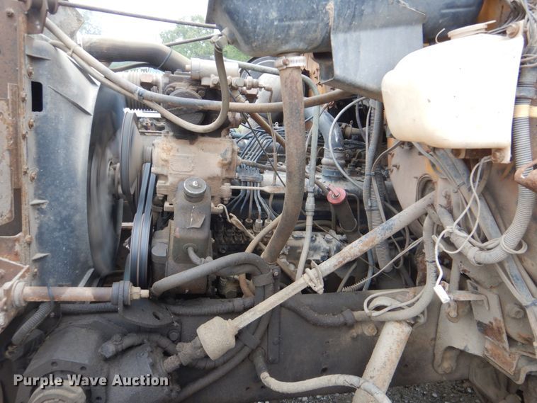 image for item DI2302 1986 International S1900 dump truck