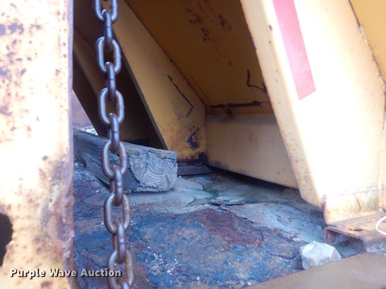 image for item DI2302 1986 International S1900 dump truck