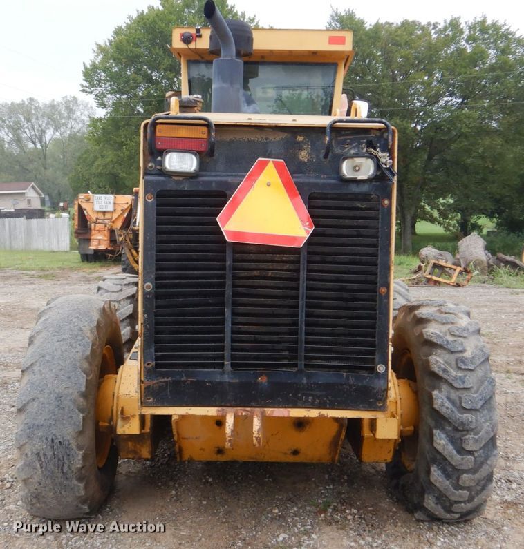 image for item DI2303 1998 John Deere 670CH motor grader