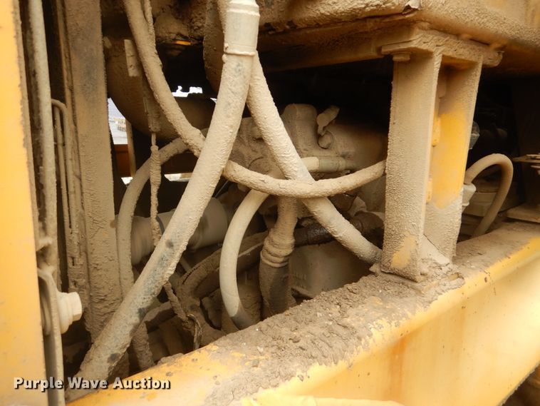 image for item DI2303 1998 John Deere 670CH motor grader