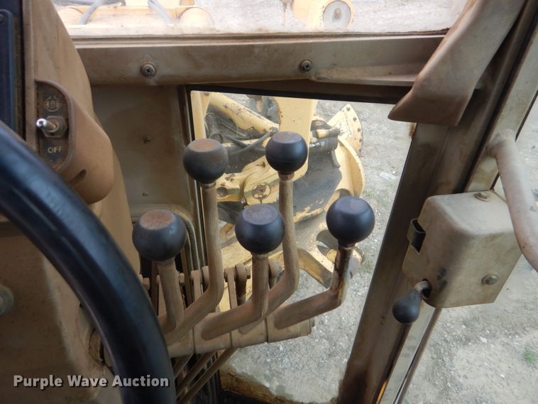 image for item DI2303 1998 John Deere 670CH motor grader