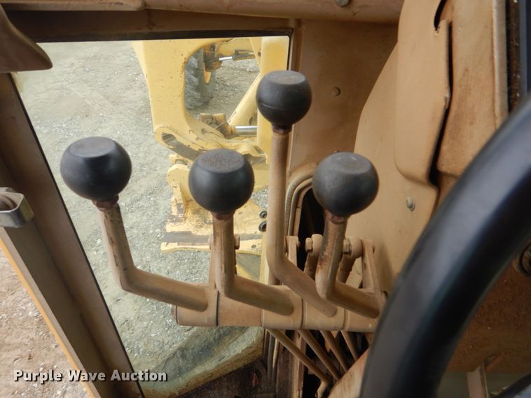 image for item DI2303 1998 John Deere 670CH motor grader