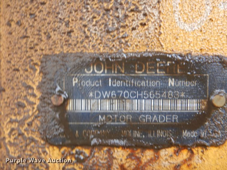 image for item DI2303 1998 John Deere 670CH motor grader