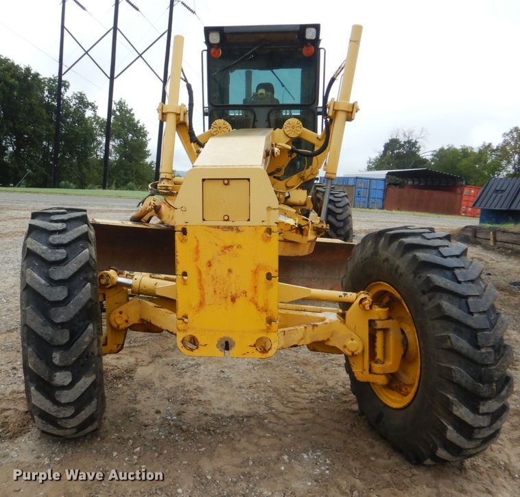 image for item DI2304 2002 Komatsu GD650A motor grader