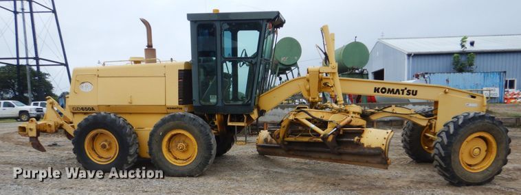 image for item DI2304 2002 Komatsu GD650A motor grader