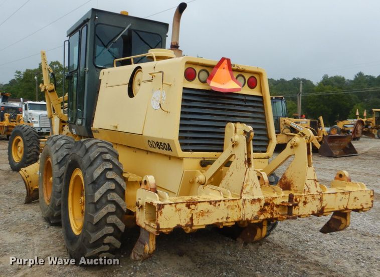 image for item DI2304 2002 Komatsu GD650A motor grader