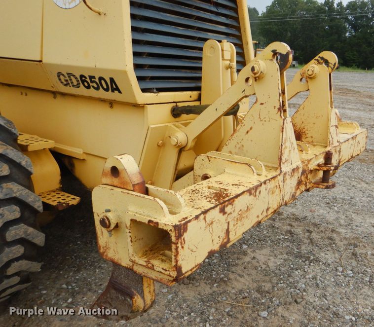 image for item DI2304 2002 Komatsu GD650A motor grader