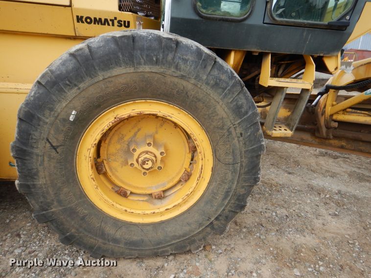 image for item DI2304 2002 Komatsu GD650A motor grader