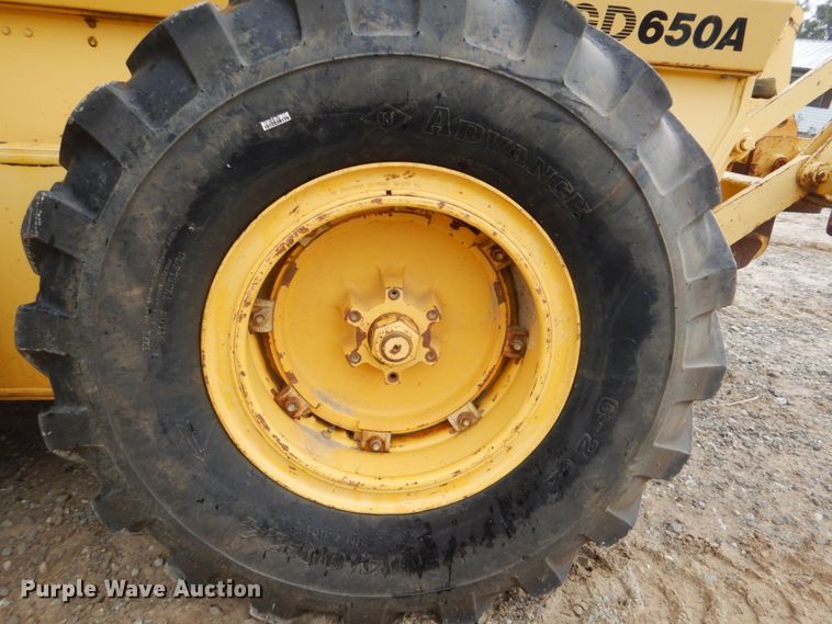 image for item DI2304 2002 Komatsu GD650A motor grader