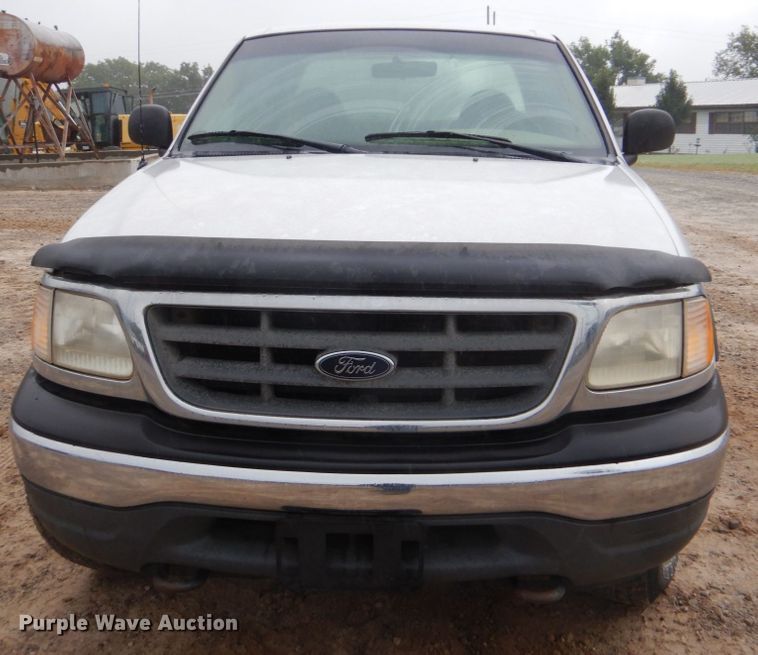 image for item DI2305 2000 Ford F150 XL SuperCab pickup truck