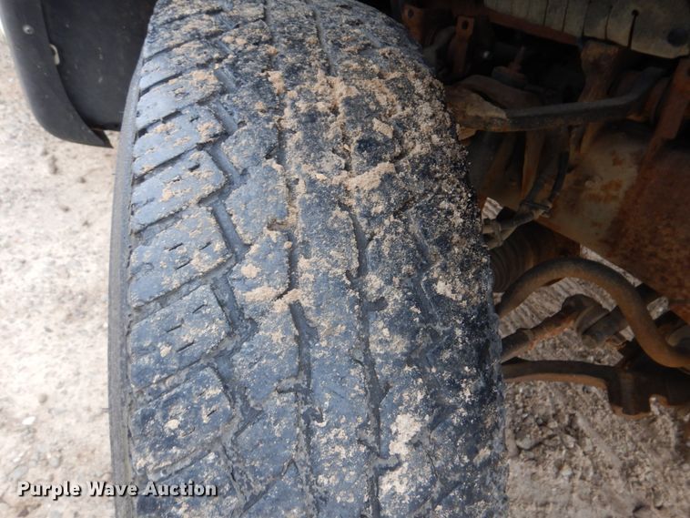 image for item DI2305 2000 Ford F150 XL SuperCab pickup truck