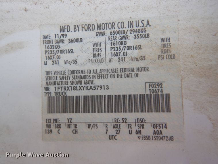 image for item DI2305 2000 Ford F150 XL SuperCab pickup truck