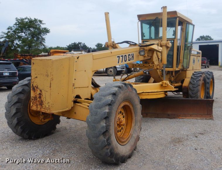 image for item DI2310 1993 John Deere 770BH motor grader