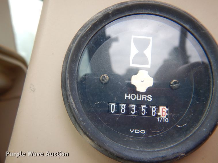 image for item DI2310 1993 John Deere 770BH motor grader