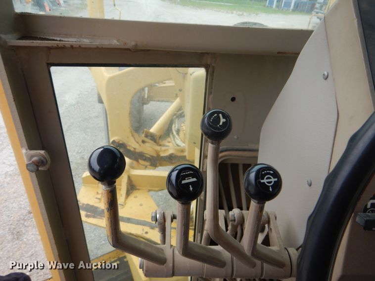 image for item DI2310 1993 John Deere 770BH motor grader