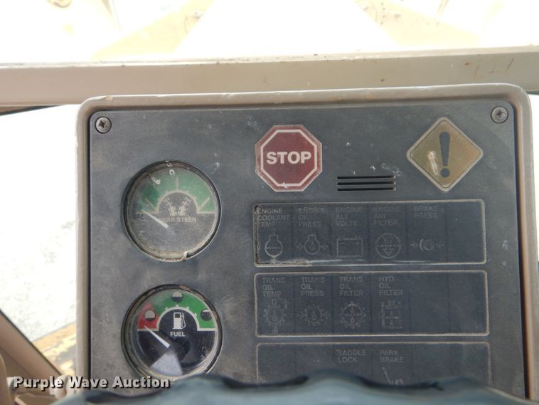 image for item DI2310 1993 John Deere 770BH motor grader