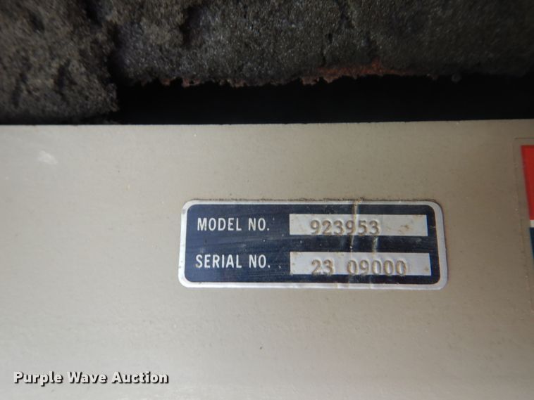 image for item DI2310 1993 John Deere 770BH motor grader