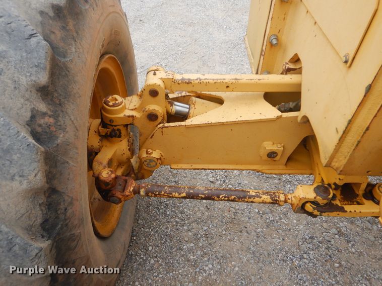 image for item DI2310 1993 John Deere 770BH motor grader