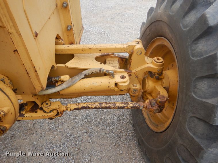 image for item DI2310 1993 John Deere 770BH motor grader