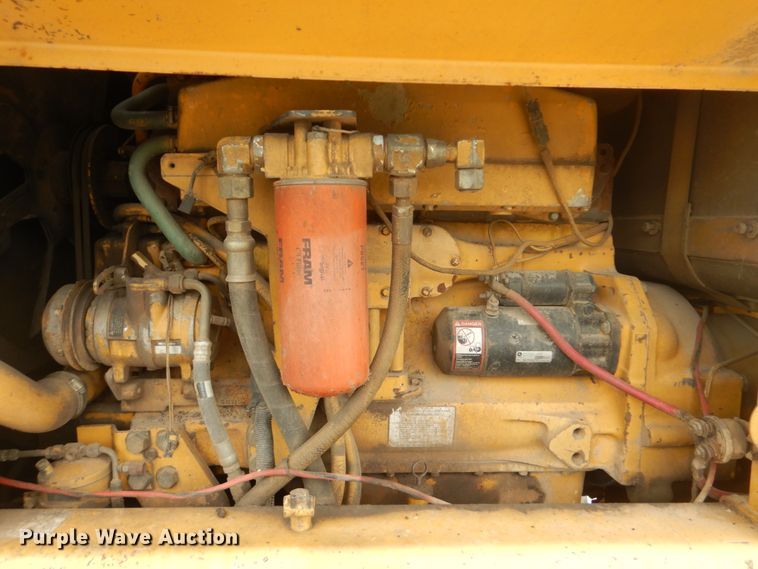 image for item DI2310 1993 John Deere 770BH motor grader