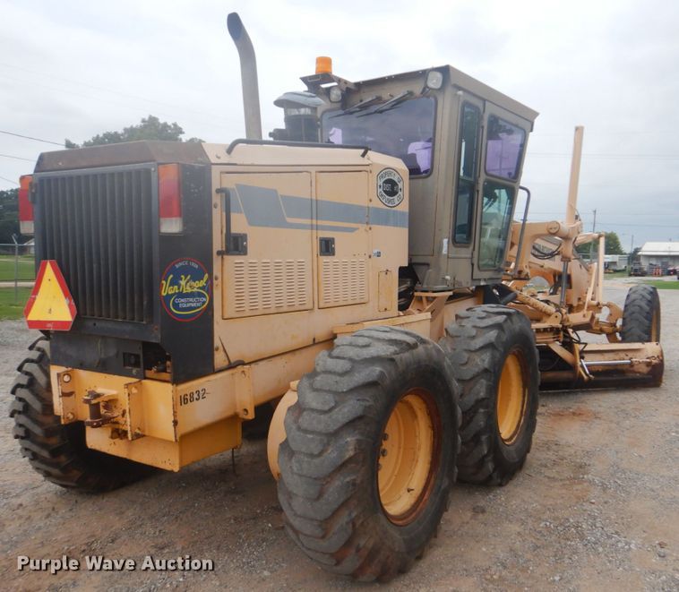 image for item DI2311 2000 Champion 720A VHP motor grader