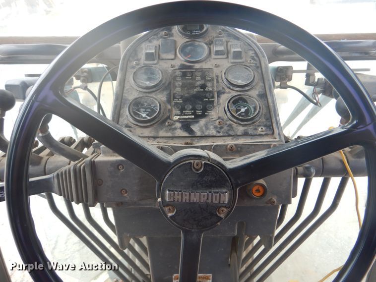 image for item DI2311 2000 Champion 720A VHP motor grader