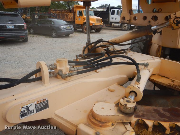 image for item DI2311 2000 Champion 720A VHP motor grader