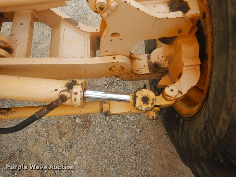 image for item DI2311 2000 Champion 720A VHP motor grader