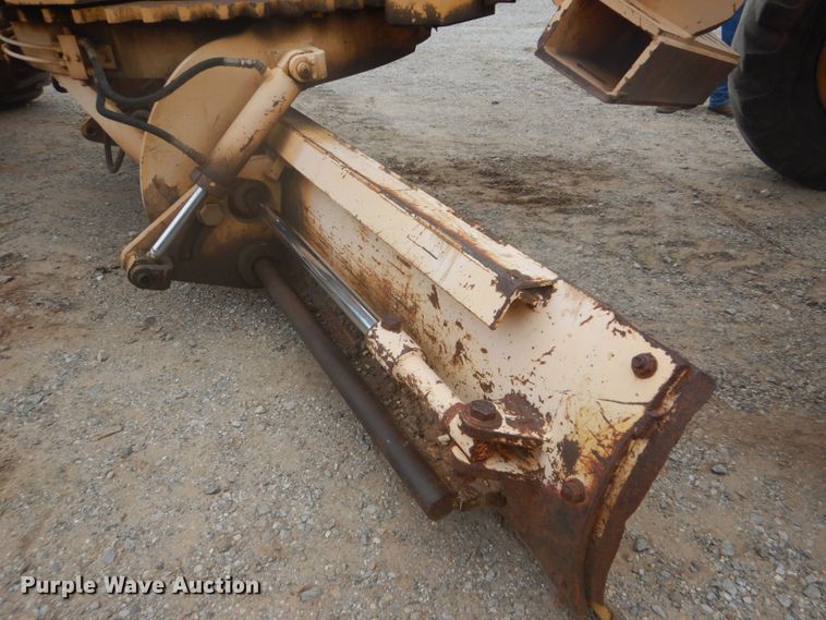 image for item DI2311 2000 Champion 720A VHP motor grader