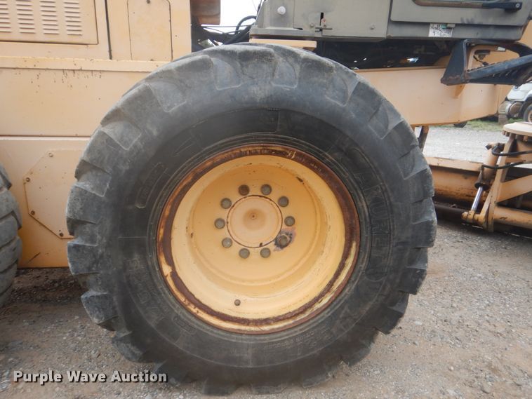 image for item DI2311 2000 Champion 720A VHP motor grader