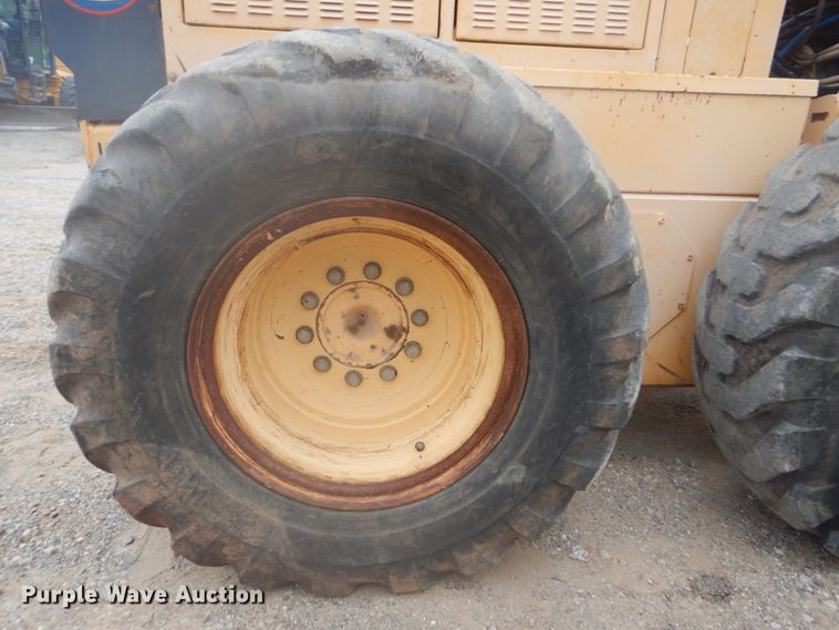 image for item DI2311 2000 Champion 720A VHP motor grader