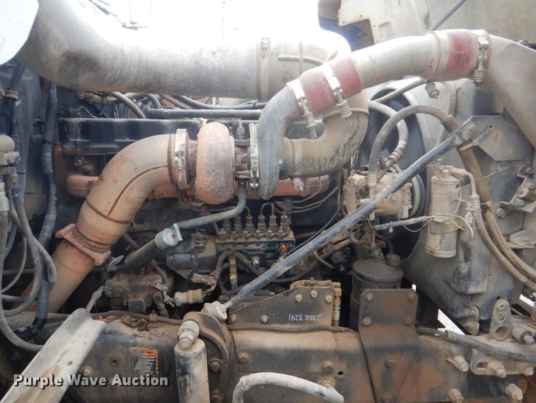 image for item DI2313 1998 Mack RD6883 truck cab and chassis