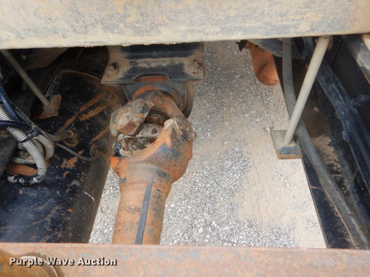 image for item DI2313 1998 Mack RD6883 truck cab and chassis