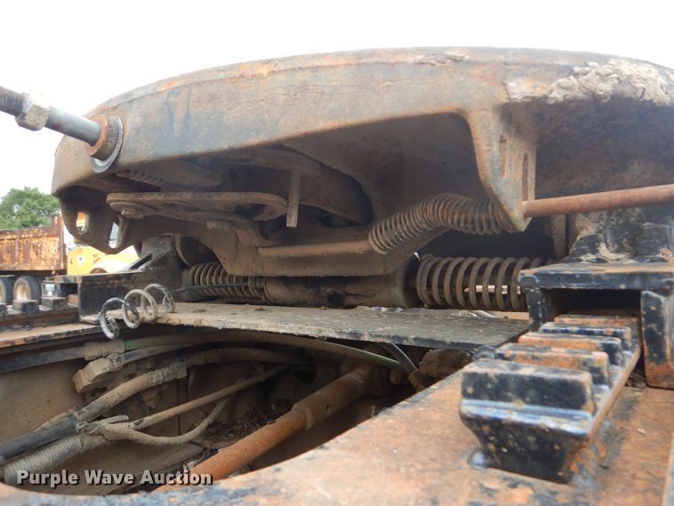 image for item DI2313 1998 Mack RD6883 truck cab and chassis