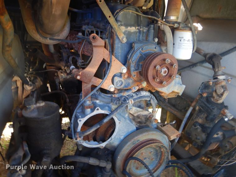 image for item DI2323 1998 Mack RD semi truck