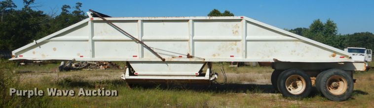 image for item DI2324 1999 Trail Blazer 5400 bottom dump trailer
