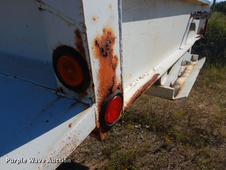 image for item DI2324 1999 Trail Blazer 5400 bottom dump trailer