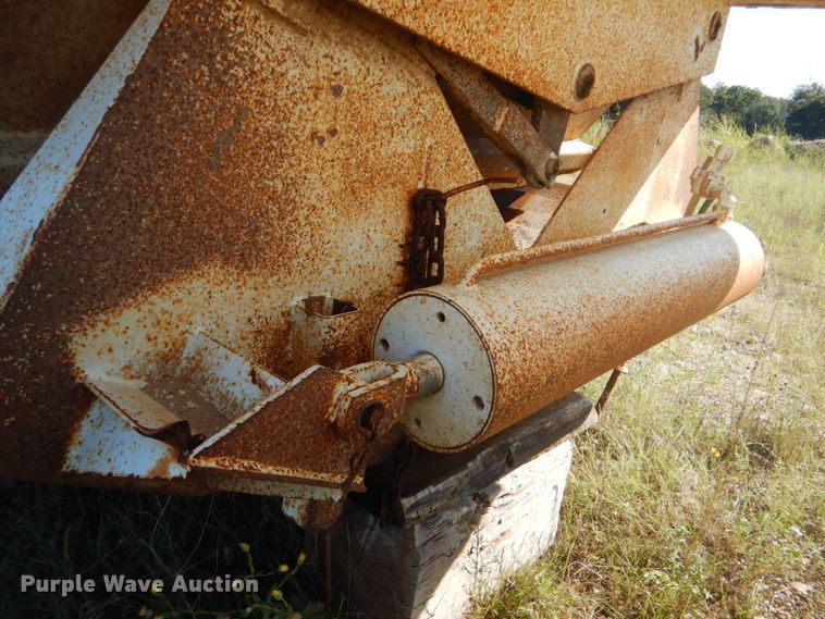 image for item DI2324 1999 Trail Blazer 5400 bottom dump trailer