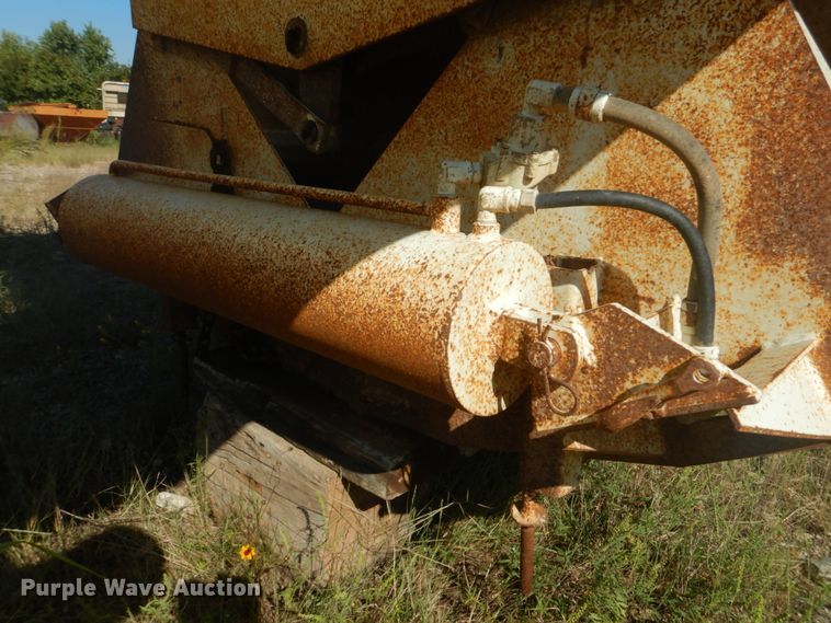 image for item DI2324 1999 Trail Blazer 5400 bottom dump trailer