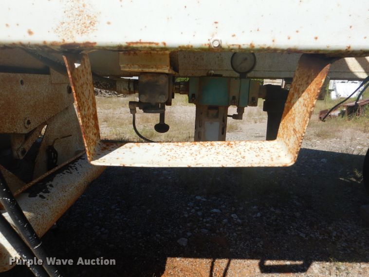 image for item DI2324 1999 Trail Blazer 5400 bottom dump trailer